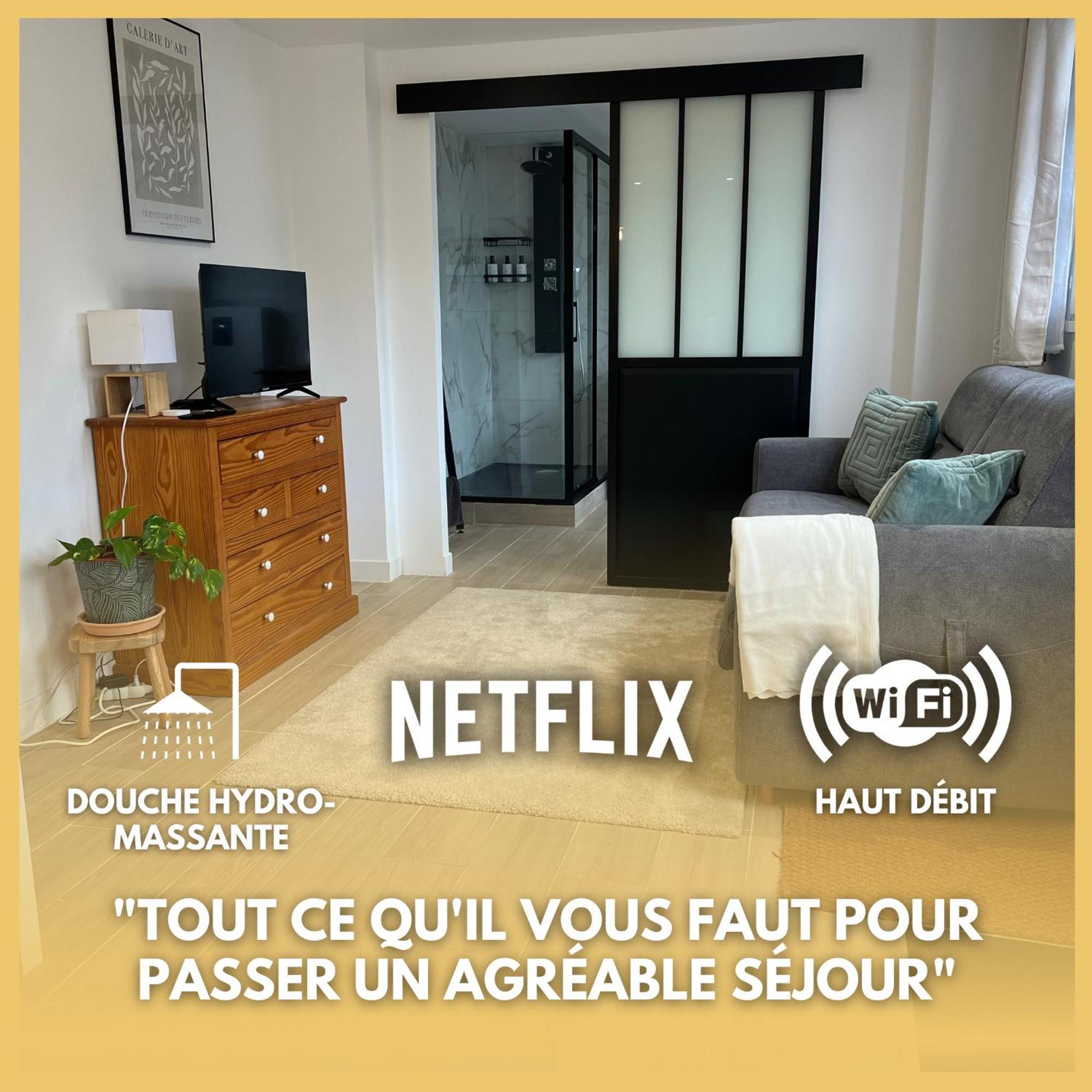 Le Studio D'Arry Le Locheur Esterno foto